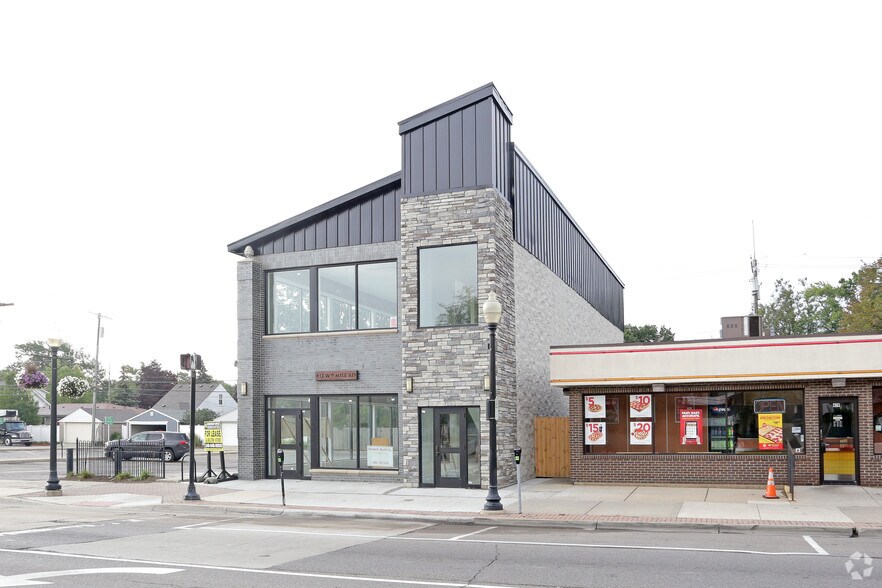 More Photos Of 413 W 9 Mile Rd, Ferndale General Retail For Sale
