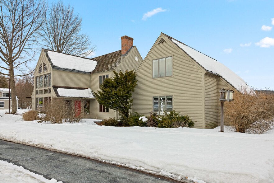 More Photos Of 68 Lyme Rd, Hanover Office Residential For Sale