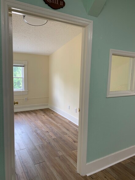 More Photos Of 725 E Silver Springs Blvd, Ocala Loft Creative Space For Sale