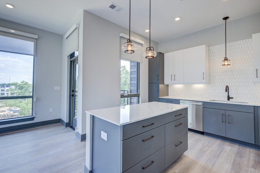 More Photos Of 352 S Walker St, Cary Apartments For Lease