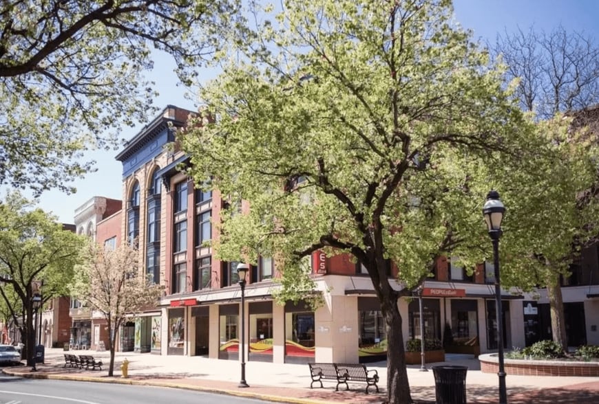 More Photos Of 1 W Market St, York Apartments For Sale