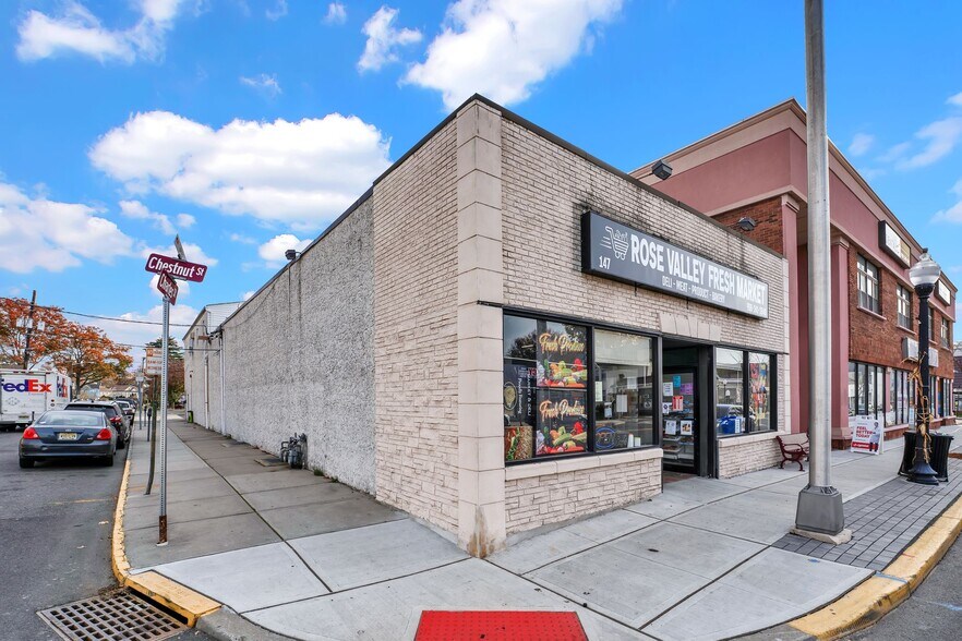 More Photos Of 147 Chestnut St, Roselle Park Storefront Retail Residential For Sale