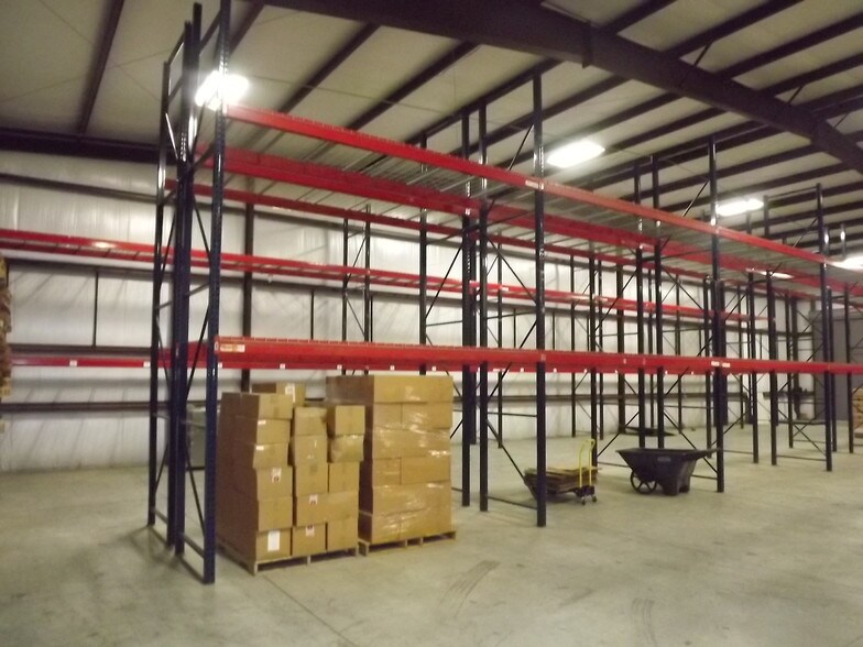 More Photos Of 410 Grayson Dr, Winder Distribution For Lease