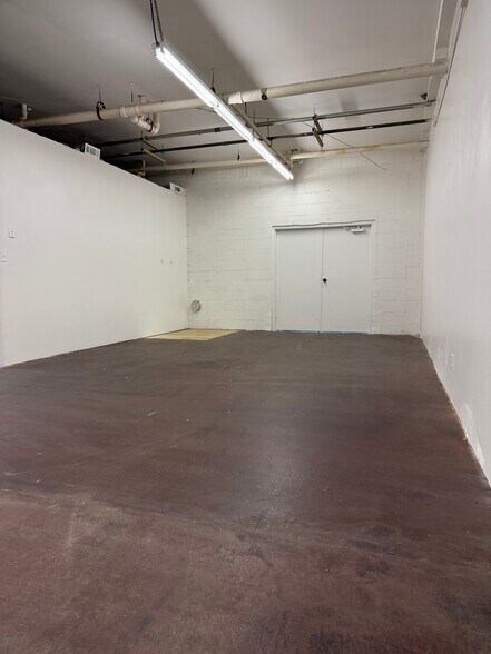 More Photos Of 4825 Trousdale Dr, Nashville Storefront For Lease