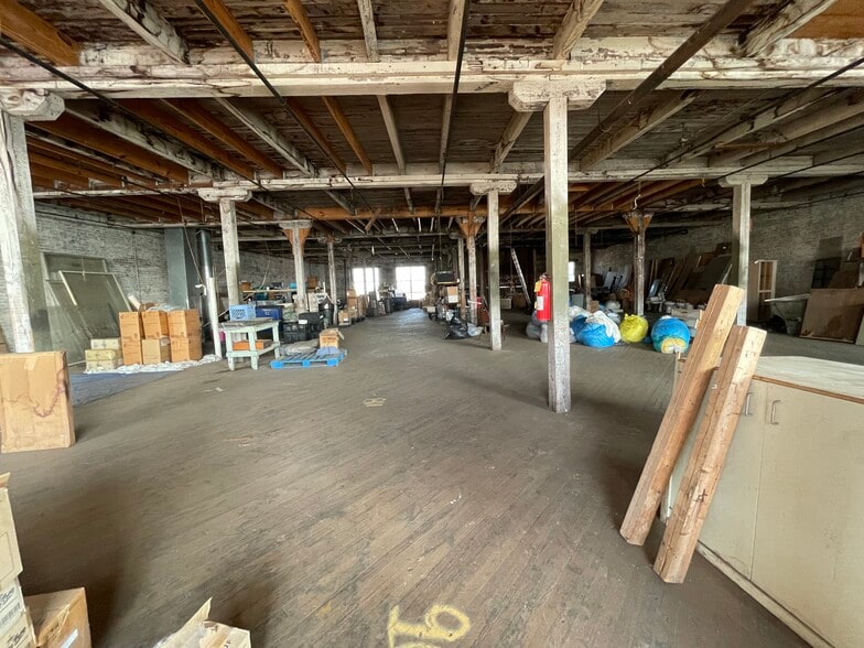 More Photos Of 316 Peters St SW, Atlanta Warehouse For Sale