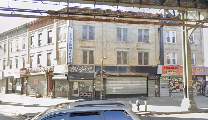 Primary Photo Of , Brooklyn General Retail For Sale