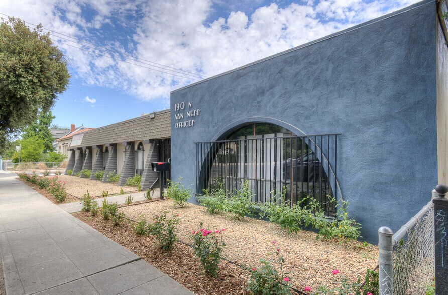 More Photos Of 190 N Van Ness Ave, Fresno Medical For Sale