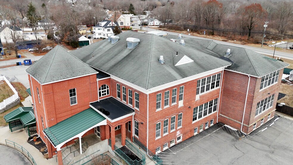 More Photos Of 651 Norwich Rd, Plainfield Schools For Sale