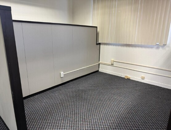 More Photos Of 2150 Mariner Square Dr, Alameda Office For Lease
