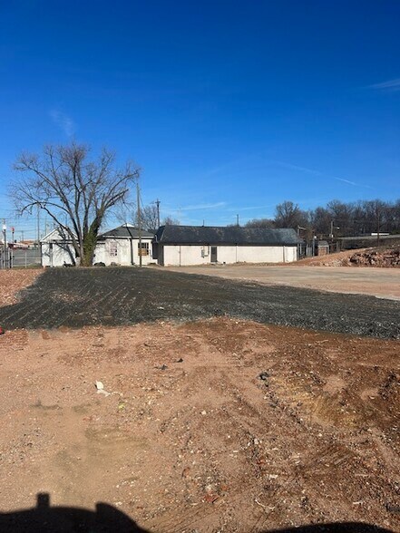 More Photos Of 103 E Harrison St, Reidsville Office For Sale