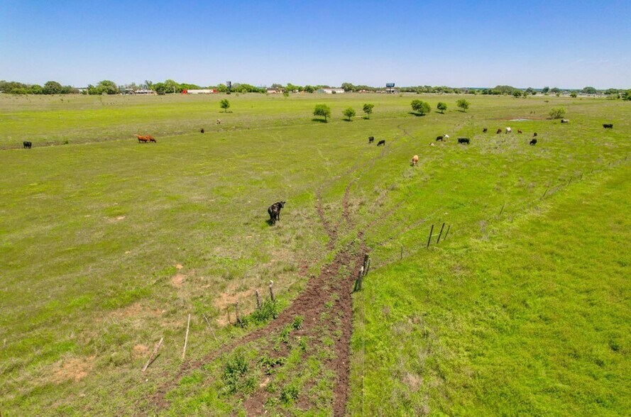 More Photos Of N US Hwy 183, Briggs Land For Sale