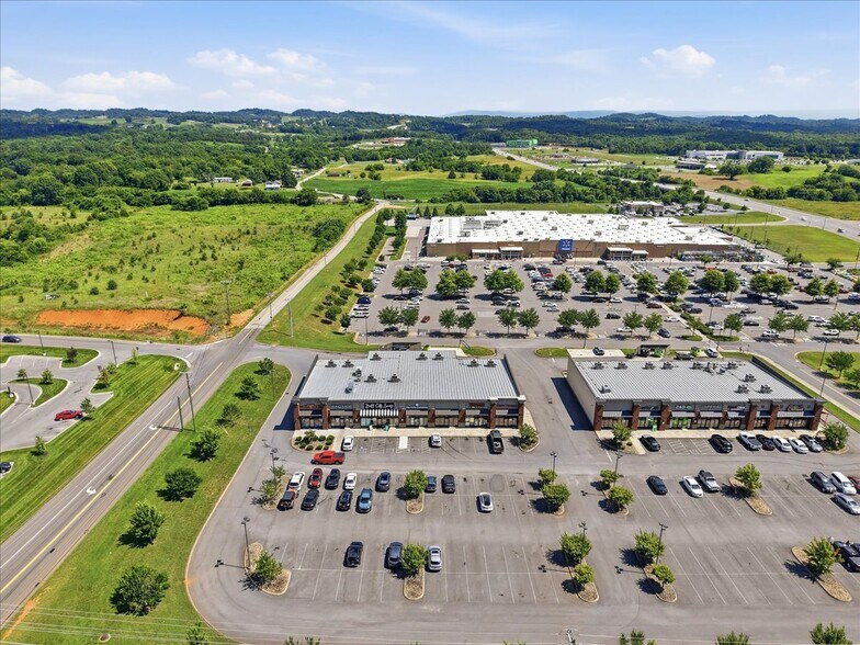 More Photos Of 4327-4329 W Andrew Johnson Hwy, Morristown General Retail For Lease