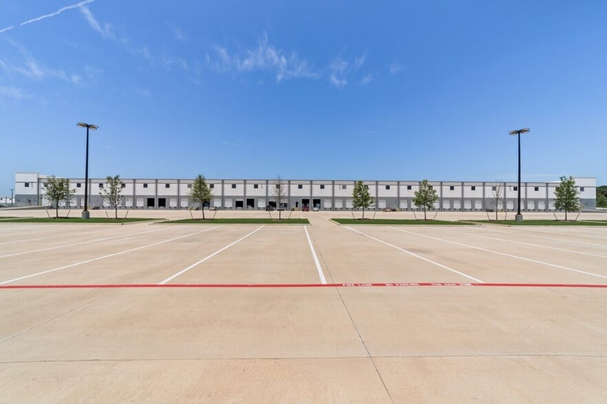 More Photos Of West Avenue and Wurzbach Parkway, San Antonio Unknown For Lease
