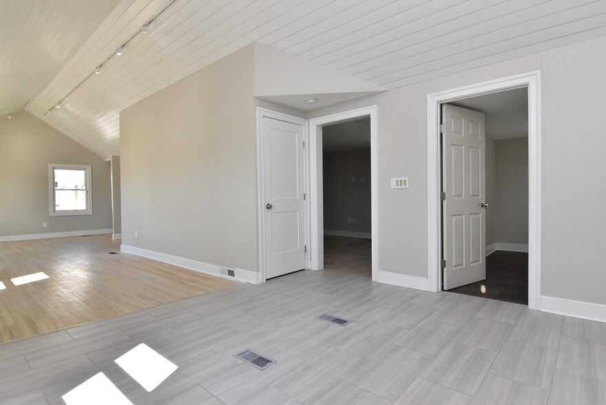 More Photos Of 18355 Coastal Hwy, Lewes Office For Lease