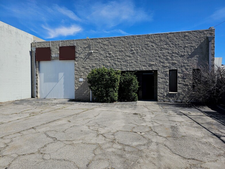 Primary Photo Of 6878-6880 Beck Ave, North Hollywood Warehouse For Lease