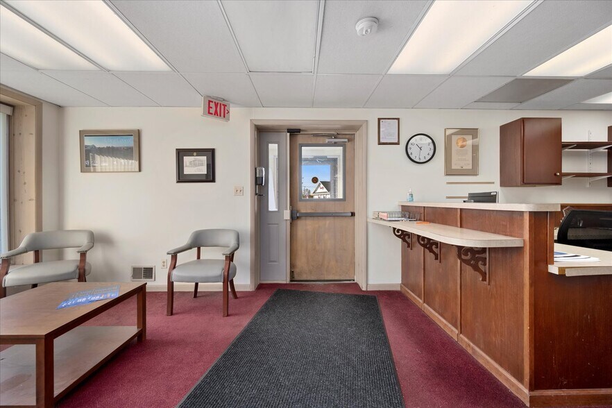 More Photos Of 1660 Champlin Ave, Utica Office Residential For Sale