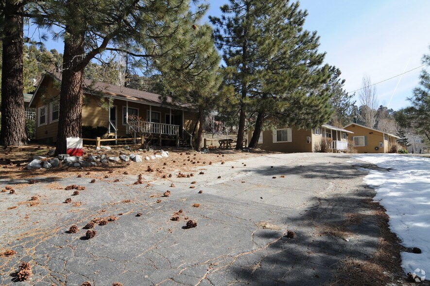 More Photos Of 1054-1098 State Highway 2, Wrightwood Hospitality For Sale