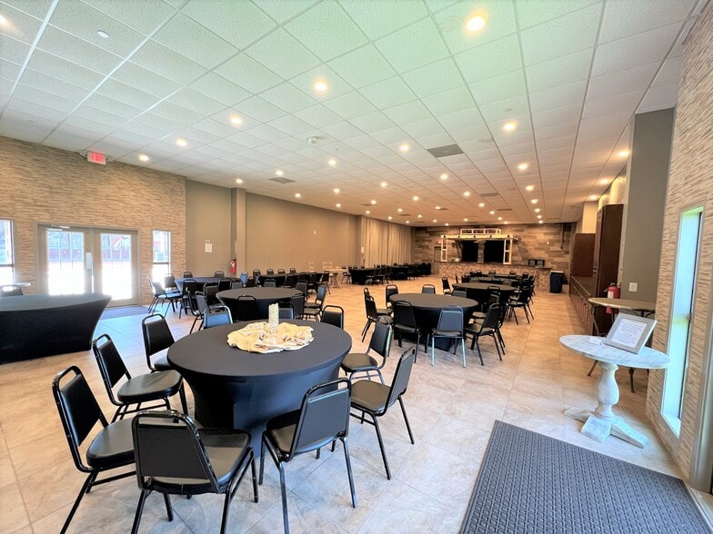 More Photos Of 22318 Interstate 45, Spring Storefront Retail Office For Lease