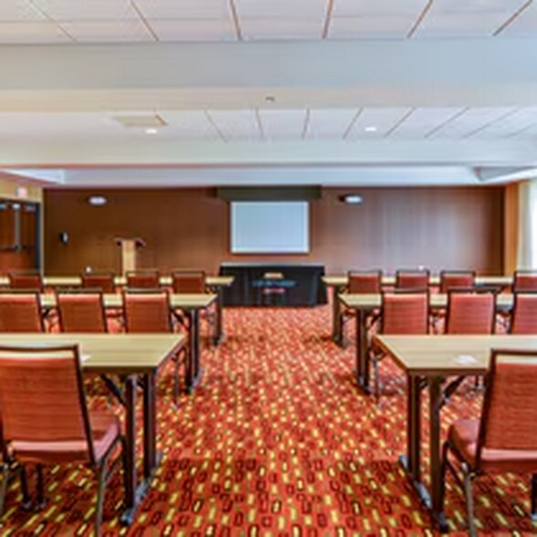 More Photos Of 30 Shaner Dr, Bridgeport Hotel For Sale