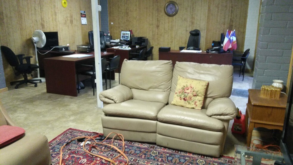 More Photos Of 2222 Cypress Landing Dr, Houston Storefront Retail Office For Sale