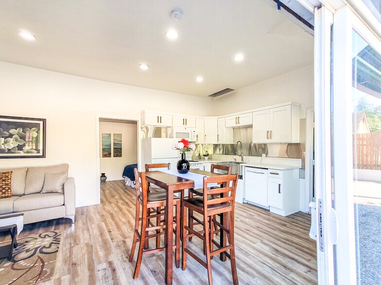 More Photos Of 6937 Perris Hill Park Rd, San Bernardino Industrial For Sale