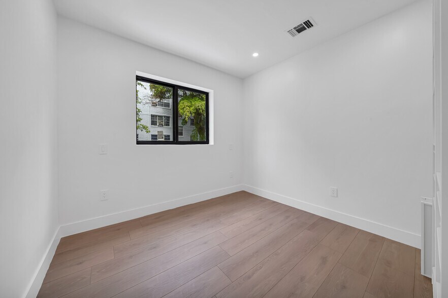 More Photos Of 1370 SW 5th St, Miami Apartments For Sale