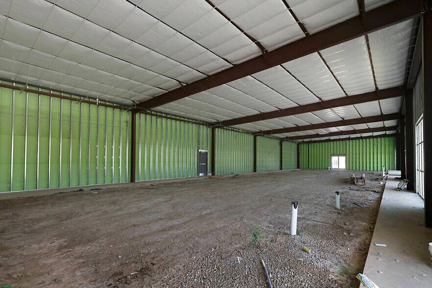 More Photos Of 7465 Blackmon Ln, Columbus Freestanding For Lease