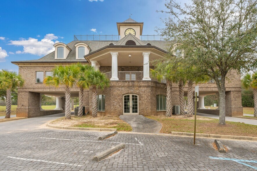 More Photos Of 3201 Heritage Plantation Blvd, Laurel Hill Office For Sale