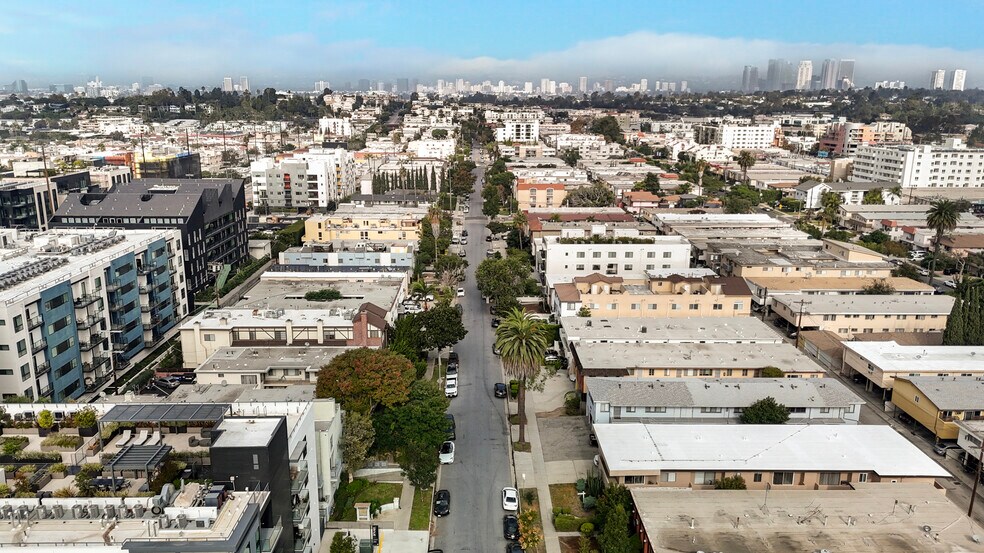 More Photos Of 3662 Keystone Ave, Los Angeles Apartments For Sale