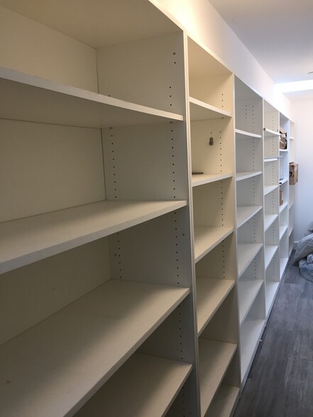 More Photos Of 600 S La Brea Ave, Los Angeles Storefront Retail Residential For Sale