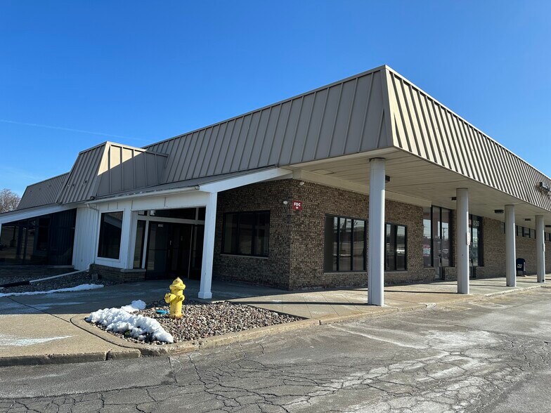 Primary Photo Of 1020-1060 E Ridge Rd, Rochester General Retail For Sale