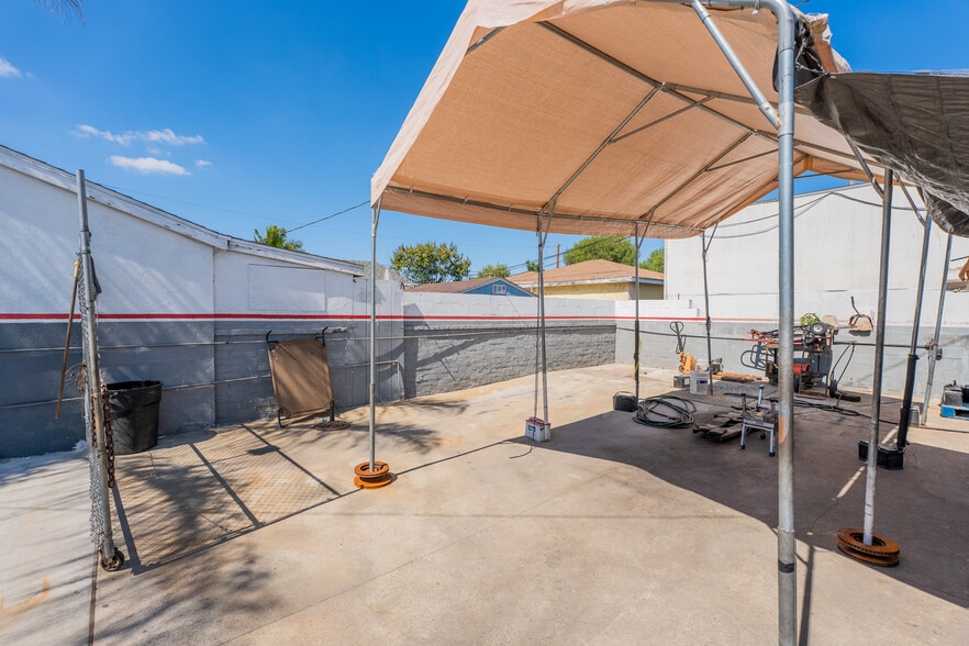 More Photos Of 16529 Lakewood Blvd, Bellflower Auto Repair For Sale