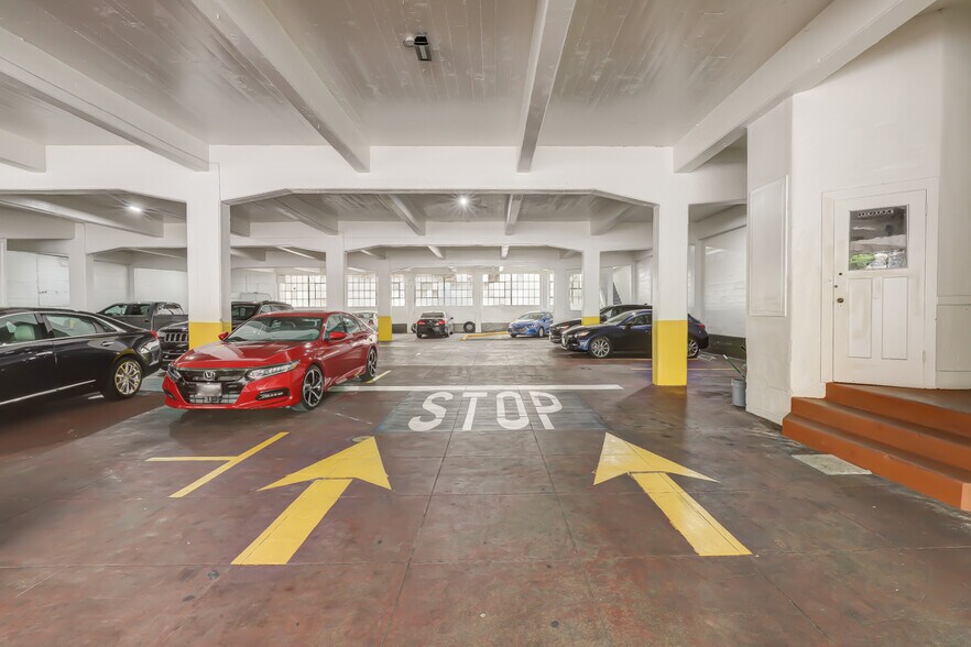 More Photos Of 855 Geary St, San Francisco Parking Garage For Lease