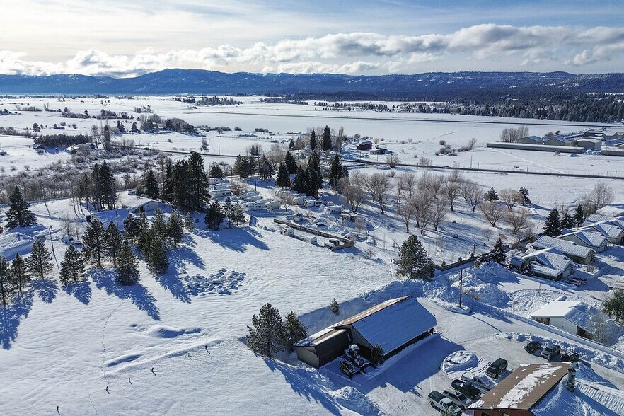 More Photos Of 105 E Jacob St, McCall Service For Sale