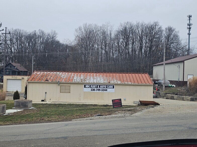 More Photos Of 295 Water St, Wadsworth Warehouse For Sale