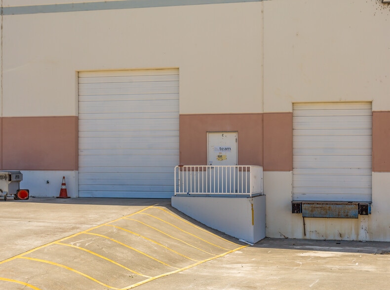 More Photos Of 871 Cotting Ct, Vacaville Warehouse For Lease