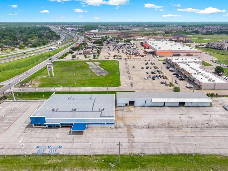 More Photos Of 7311 I-30 E, Greenville Distribution For Sale