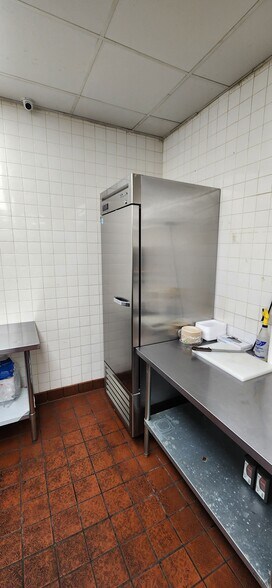 More Photos Of 14225 Jones St, Lavonia Restaurant For Sale