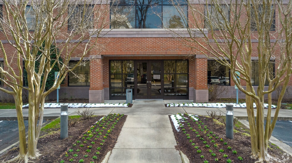 2500 Regency Pkwy, Cary, NC 27518 Coworking Space