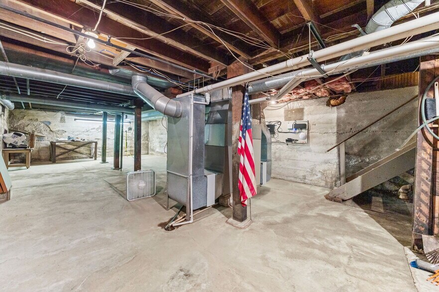 More Photos Of 1800 South St, Lafayette Office For Sale