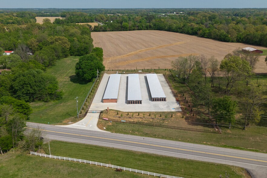 More Photos Of 4624 Highway 31 W, Cottontown Office For Sale