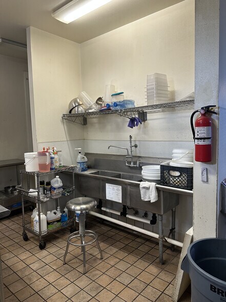 More Photos Of 2320 Belshaw St, Mojave Restaurant For Sale
