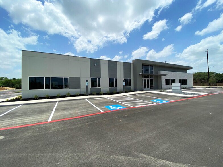 More Photos Of 4318 De Zavala Rd, San Antonio Medical For Sale