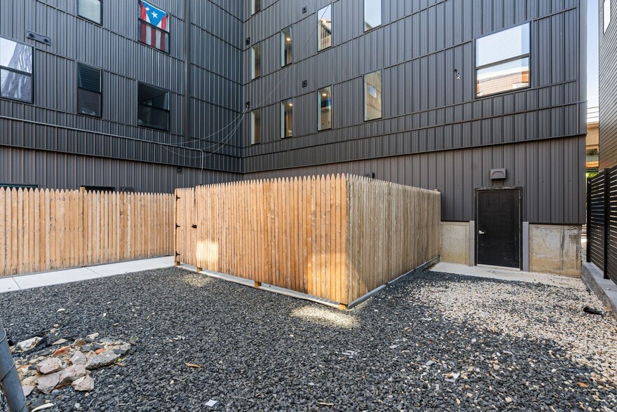 More Photos Of 1924 N Front St, Philadelphia Apartments For Lease