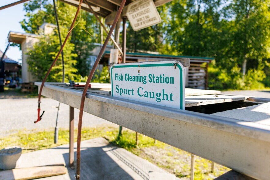 More Photos Of 48500 Diamond M Ranch Rd, Kenai Trailer Camper Park For Sale