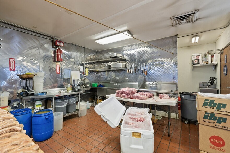 More Photos Of 920 N Bonnie Beach Pl, Los Angeles Freestanding For Sale