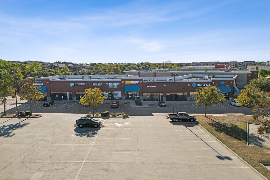 More Photos Of 6220-6230 US 287 HWY, Arlington Unknown For Lease