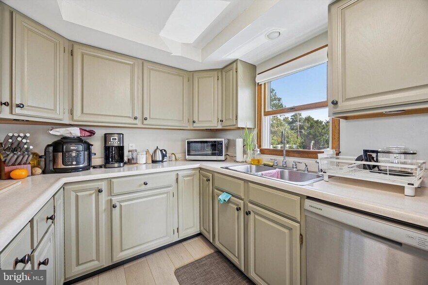 More Photos Of 413 N Pine St, Langhorne Apartments For Sale