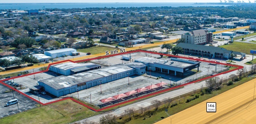 Primary Photo Of 621 State Highway 146, La Porte Auto Dealership For Lease