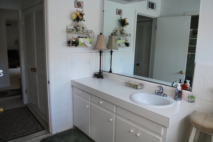 More Photos Of 4044 W Bancroft St, Toledo Apartments For Sale